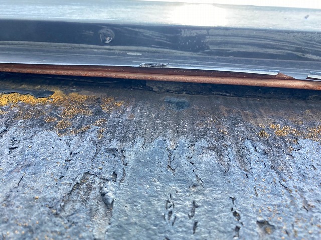 塩ビシート張りの板金